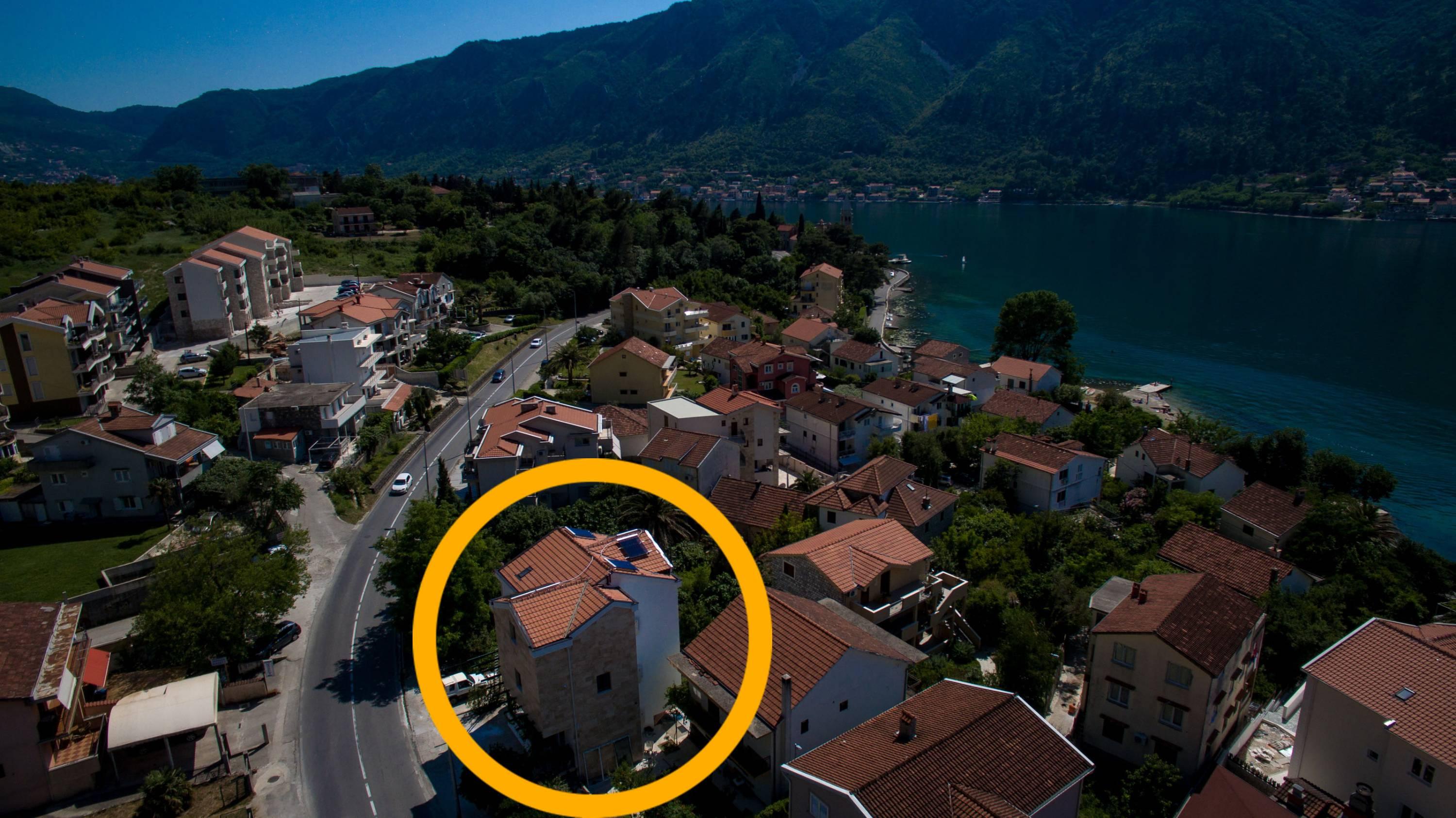 Hotel Alkima Kotor Bagian luar foto